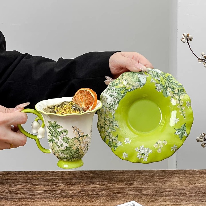 Vadideki zambakları çiçek açan - Coffee Tea Set Up incelemesi ve fiyatı